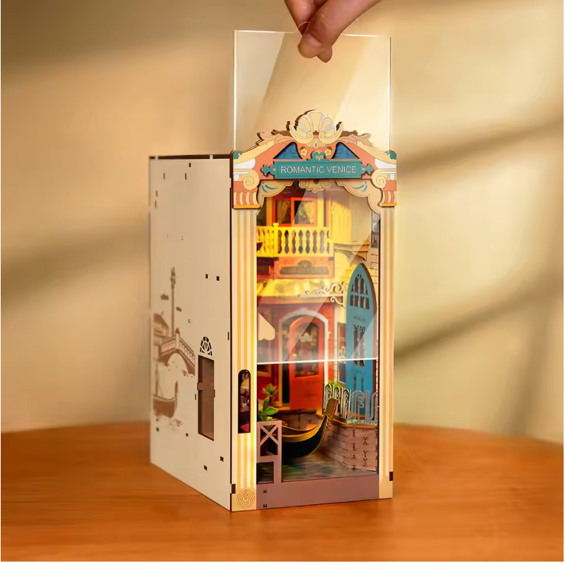 Romantic Venice Book Nook β DIY Canal-Side Bookshelf Insert