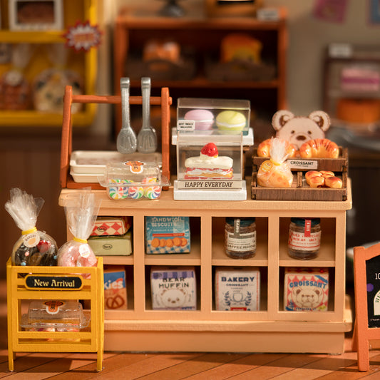Becka’s Baking House – DIY Miniature Pastry Shop