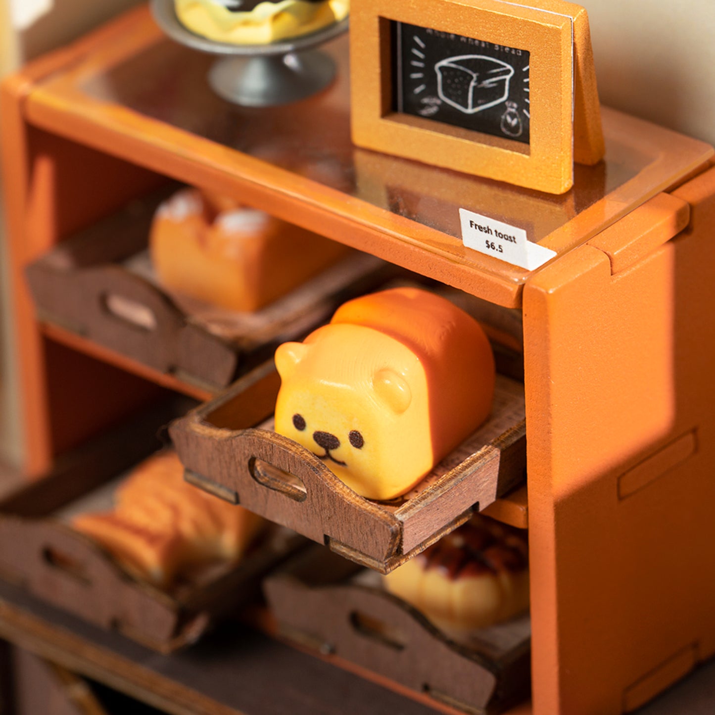 Becka’s Baking House – DIY Miniature Pastry Shop