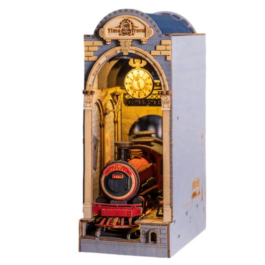 Time Traveler’s Book Nook – DIY Steampunk Wooden Insert